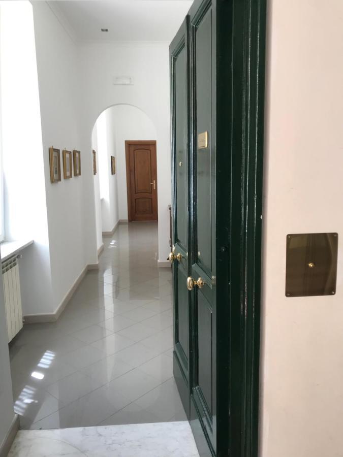 Palazzo Pironti * Napoli